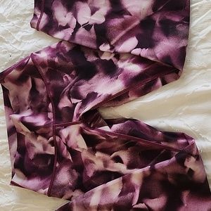 Lululemon size 4 legging